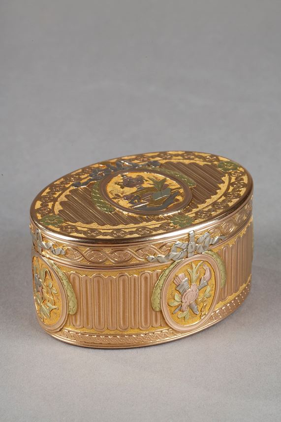 Louis XV gold snuffbox, Francois Chazcroy, 18th century | MasterArt